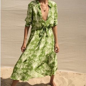 Zara, women’s size small green and white, floral belted dress